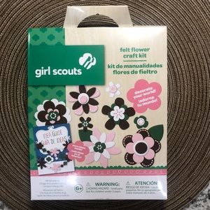 Girl Scouts Felt Flower Craft Kit